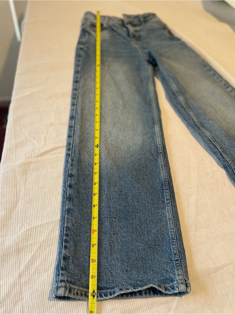 Zara Wide-Leg High-Rise Jeans in Medium Blue Wash